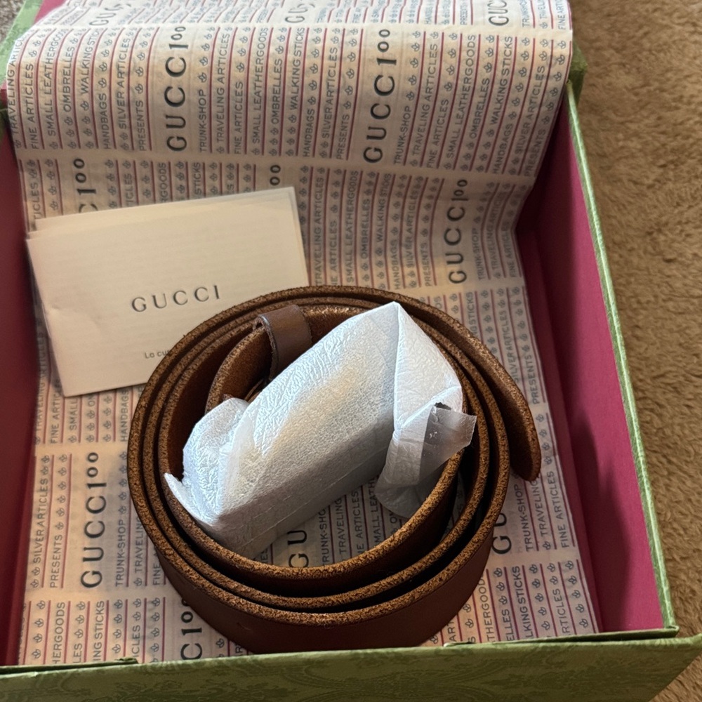 Gucci Tan Leather Belt with Gold GG Buckle - Picture 10 of 10